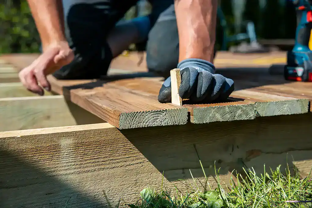 Indianapolis Deck Lifespan Factors